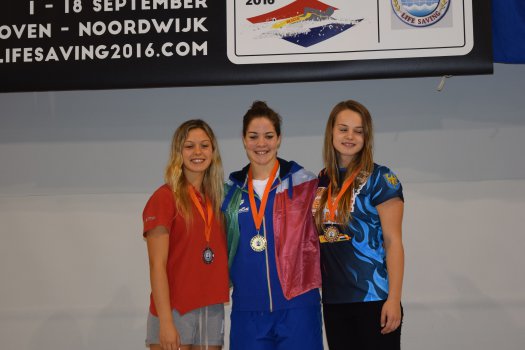 100m manikin tow with fins JUNIORS: 1) Valeria CAPPELLETTI 2) Francesca CRIVELLI  3) Anna NOCON