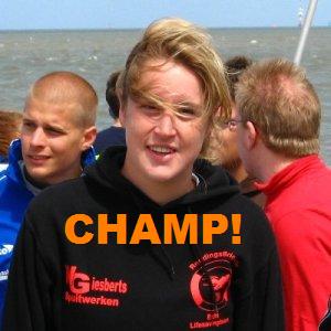 maike-op-het-veld-champ