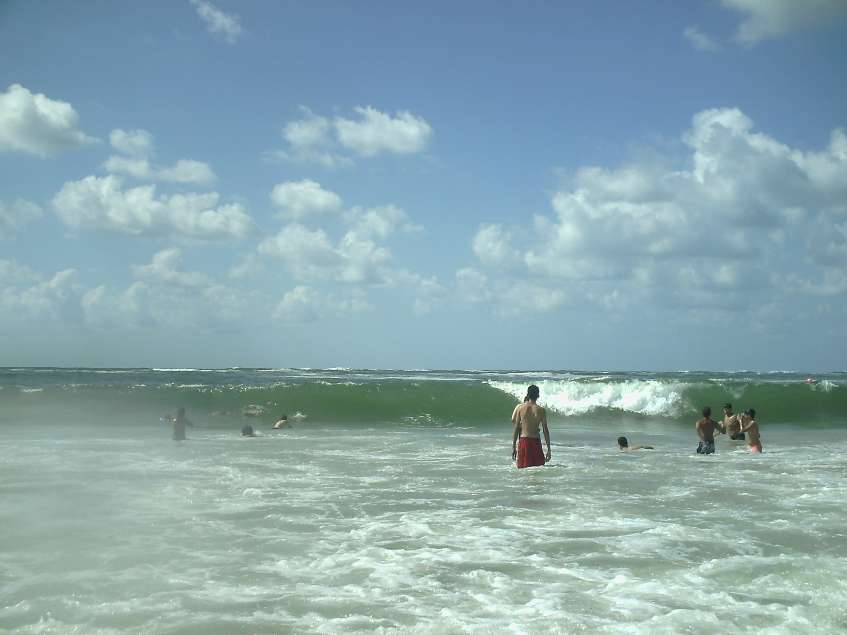 Mamoura Beach, daar waar het allemaal plaats gaat vinden!